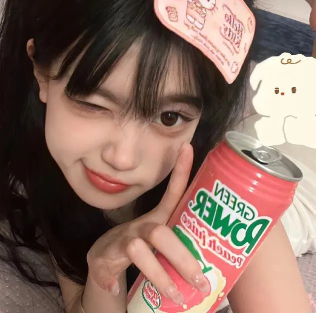 采蘑菇的夫妻